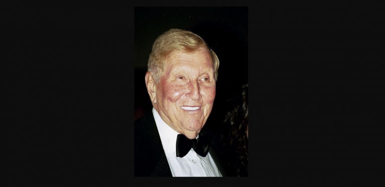 Sumner Redstone  Media Tycoon, Dies at age 97