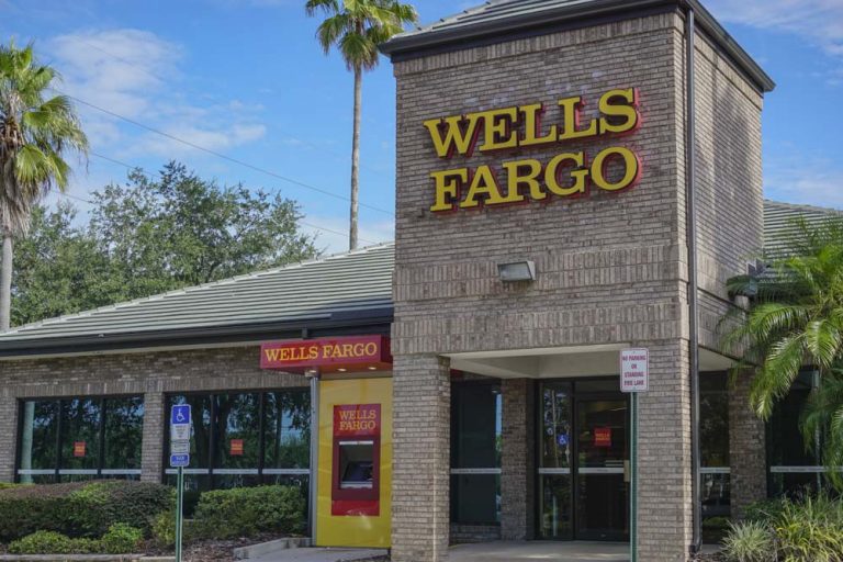 Wells Fargo Will Cut 401(k) Match for High-Paid Executives