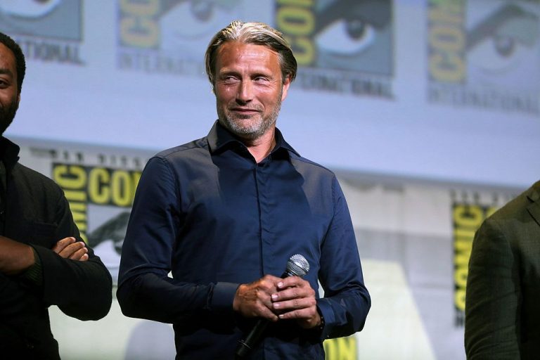 Mads Mikkelsen In Talks with Warner Bros to Replace Depp in Fantastic Beasts