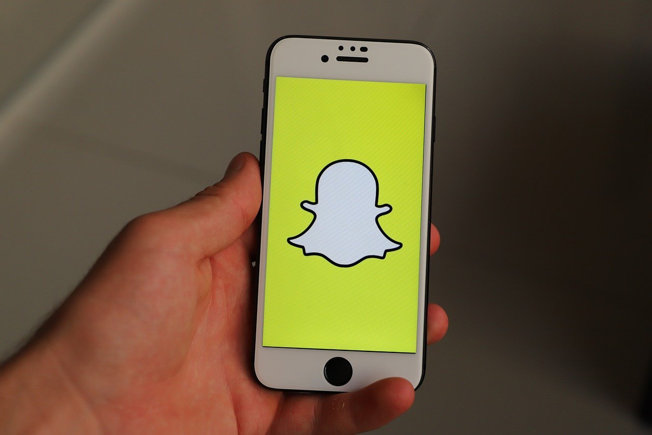 Families can Sue Snapchat for facilitating drug dealers is permitted to proceed.