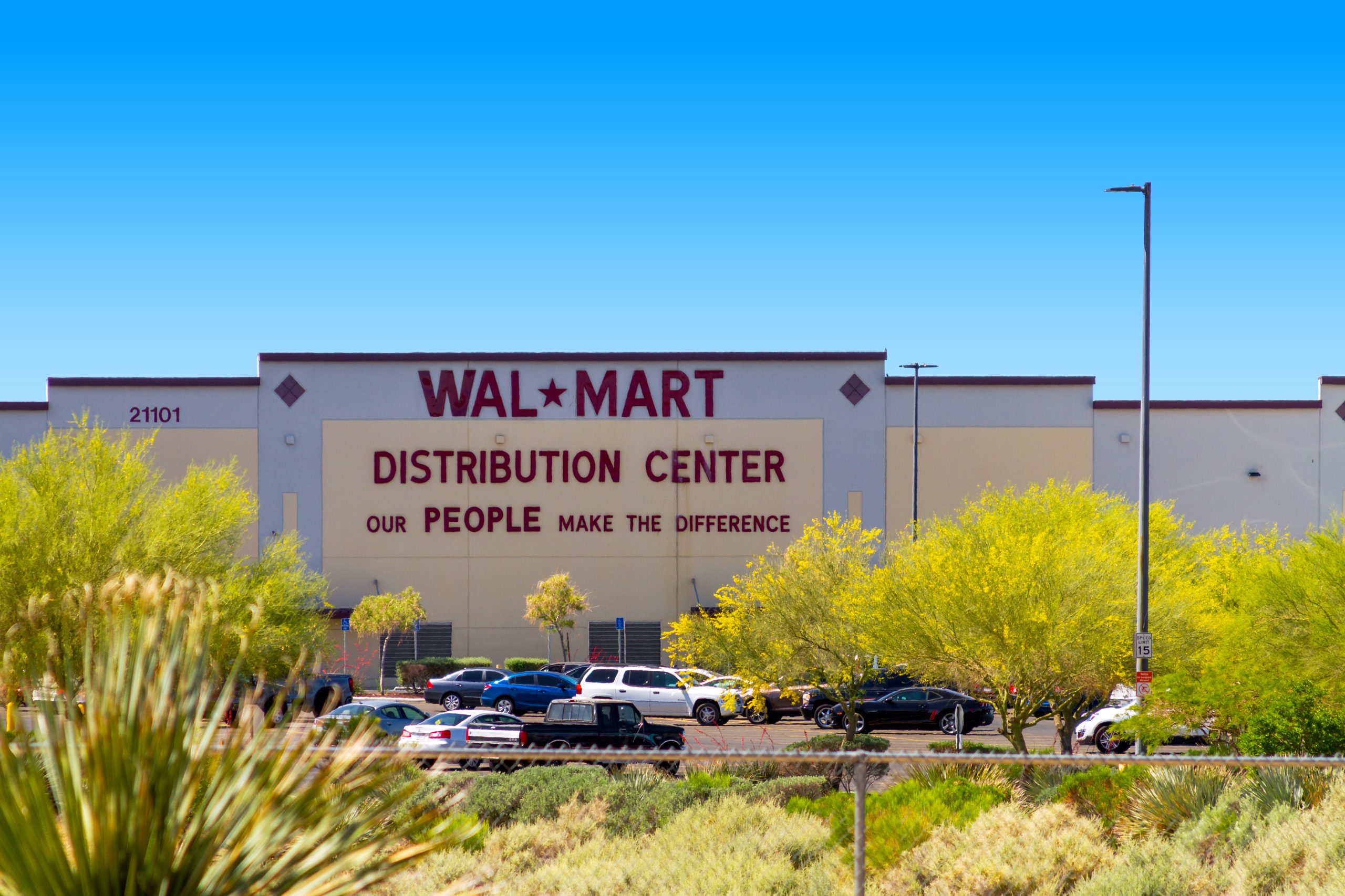 Mfoqwalmart Dc Fontana Ca 44 - urqmwj6
