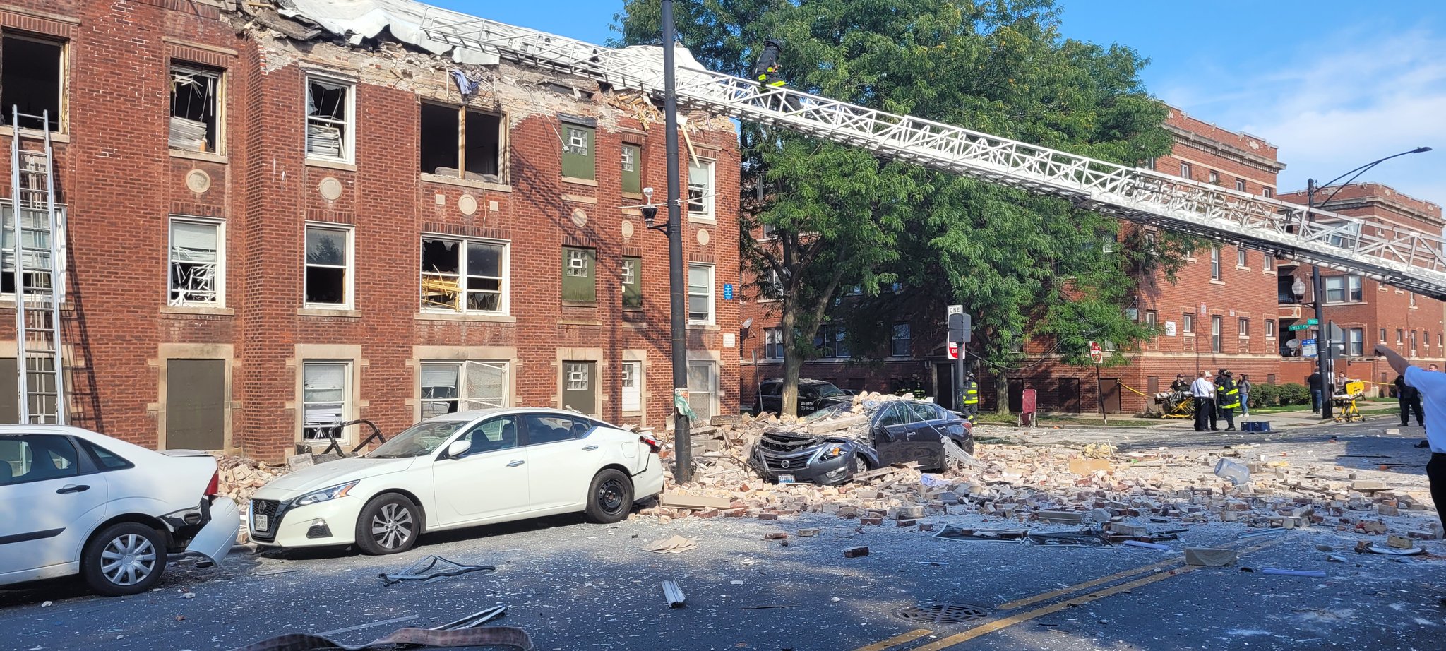 A Blast Occured At Residential Building in Chicago : Eight People Seriously Injured as Fire Dept. Sends Mass Casualty Bus