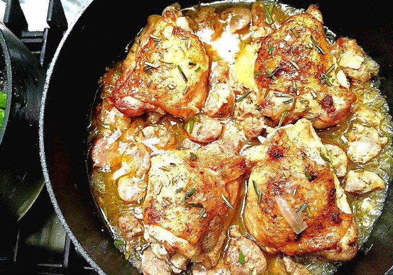 One-Pan Rosemary Chicken Recipe With Italian Sausage Is Tried & True