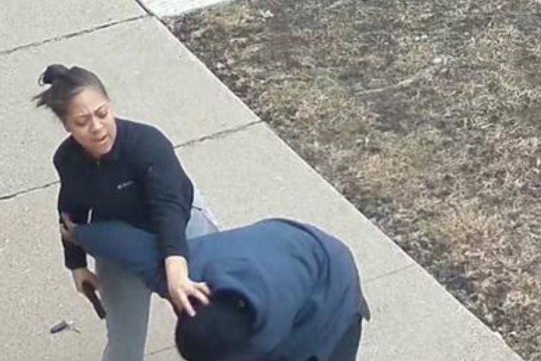Watch: Off-Duty Female Police Officer Shoots Suspected Thief Who Tried to Grab Her Gun