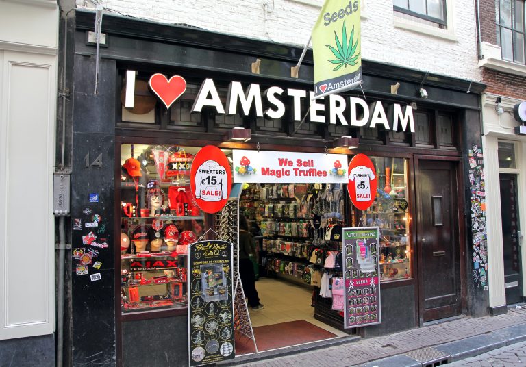 Amsterdam to Tighten Rules to Clean Up Tourist Hot Spots, Make Streets Safer for Residents