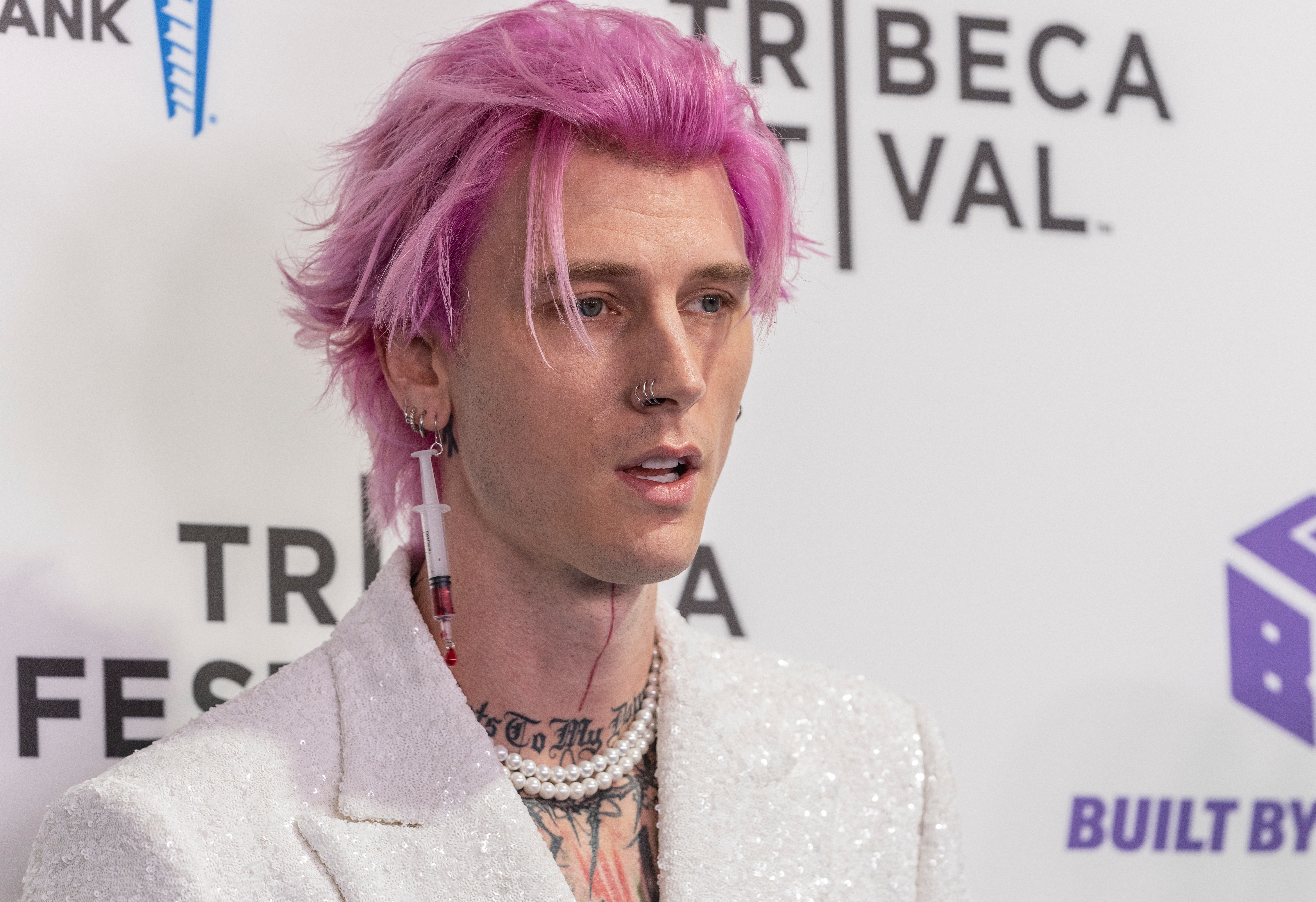 Has Celebrity Machine Gun Kelly Taken Aim at Celebrity Jack Harlow in Song Renegade Freestyle? Web Fans Speculate
