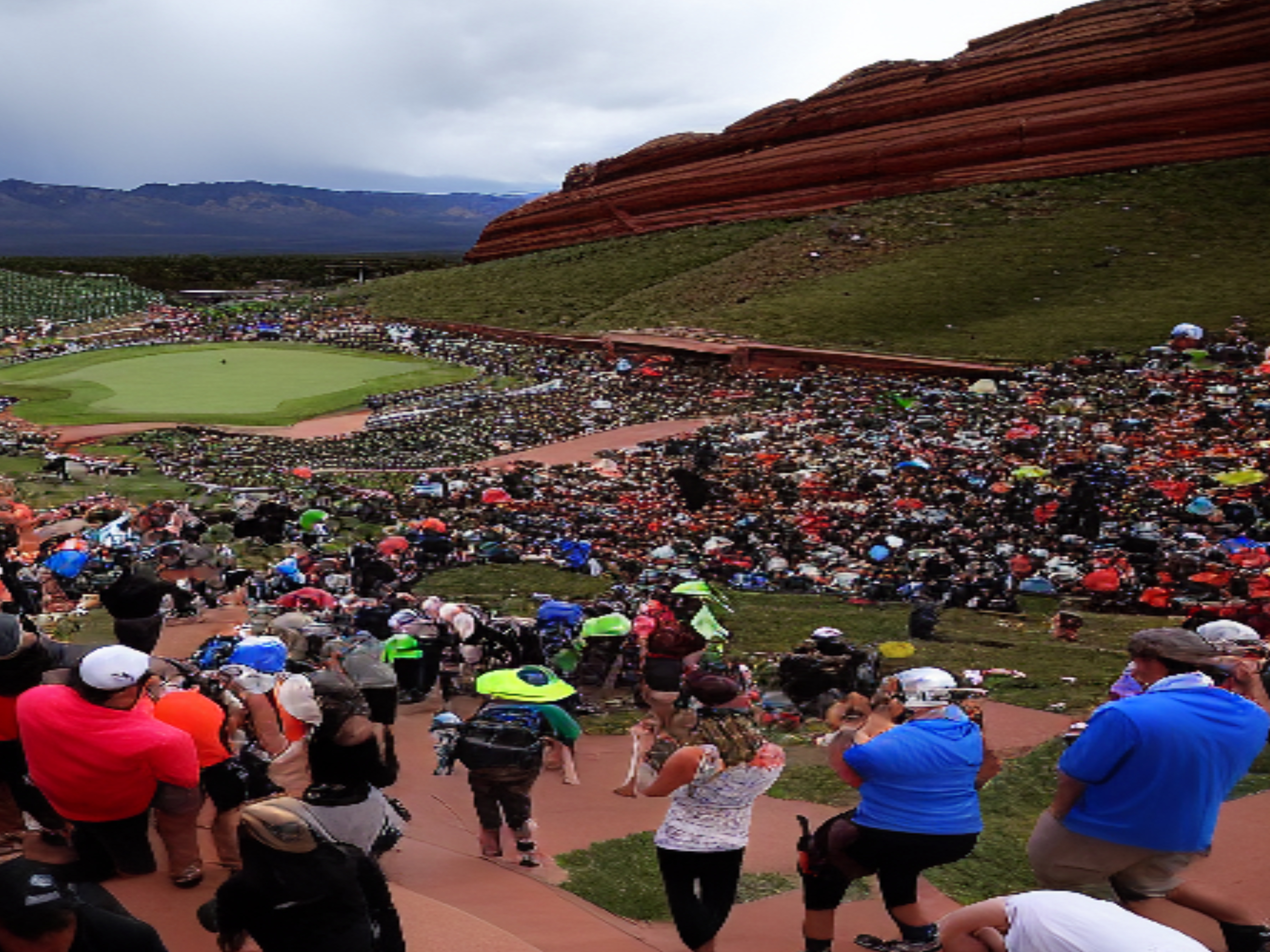 80 Injured at Hailstorm at An Amphitheatre Near Denver- 7 Taken to Hospital