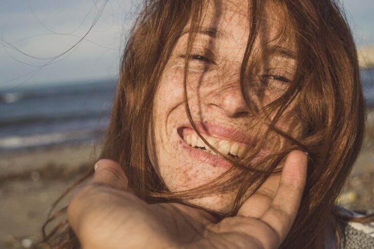 Maximize Castor Oil’s Power: A Natural Treatment for Dark Spots