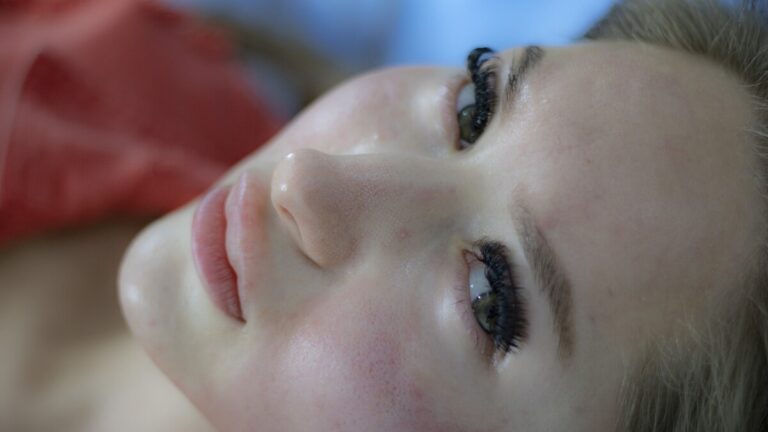 Warnings About the Popular Vampire Facial Are Shocking- What the Danger Are