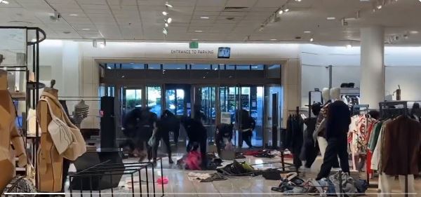 Watch:  Smash and Grab Robbery at a California Nordstroms Stealing over 100K of Designer Merchandise