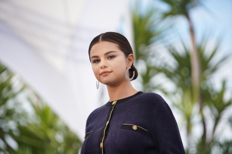 Celebrity Selena Gomez to drop new song Single Soon, web fans are excited