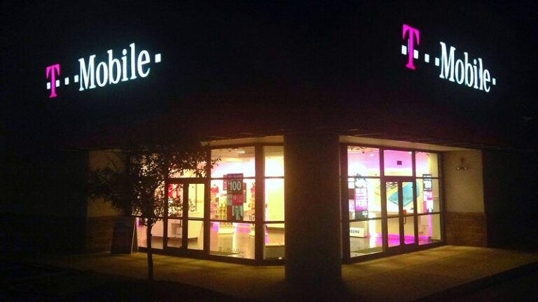 T-Mobile Lays Off 5,000 Employees