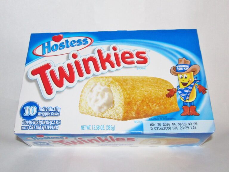 Smucker to buy Twinkies for $5.6 billion, Hostess Brands shares rise, Smucker shares fall