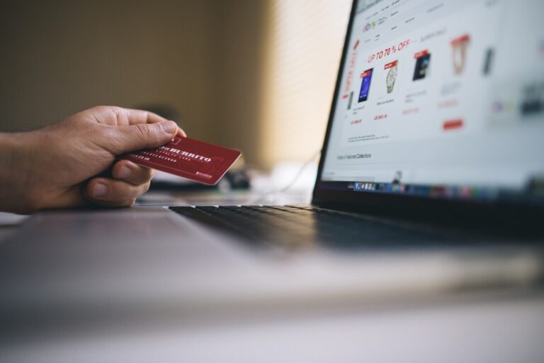 The Future of Global eCommerce: See Which Country Leads the eCommerce Market