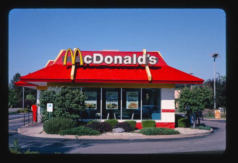 McDonalds is Getting Rid of Self-Serve Soda Fountains
