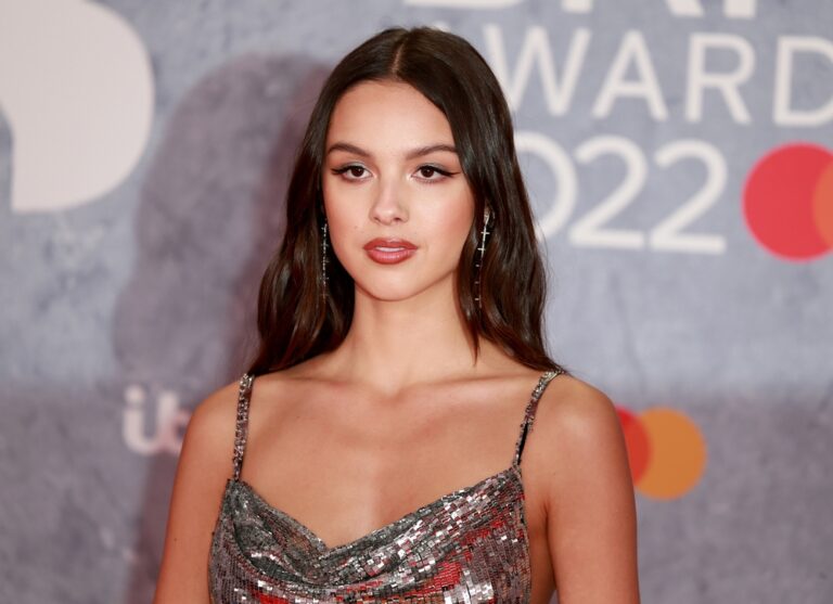 Celebrity Olivia Rodrigo expresses surprise on rumor that web fans think Vampire is about celebrity Taylor Swift