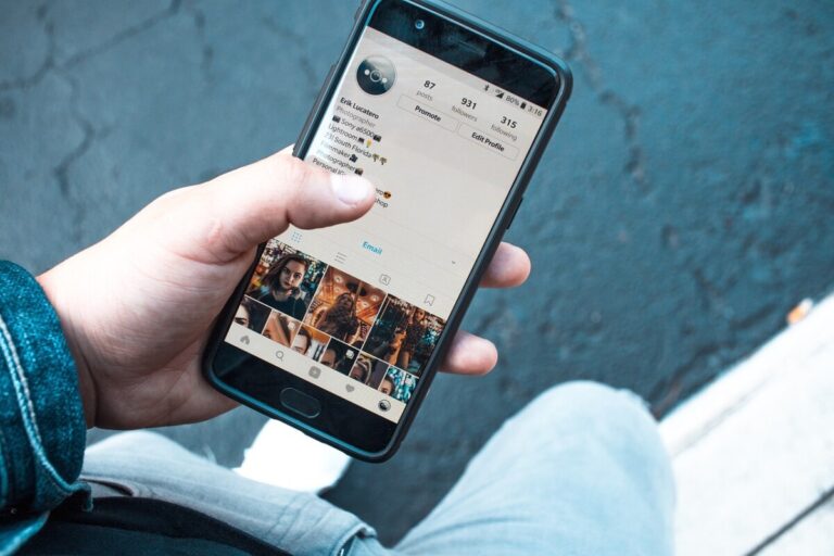 The US Supreme Court is set to determine whether state laws that restrict social media platforms violate the Constitution.
