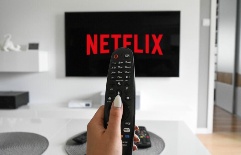 Netflix increases subscription prices for Basic and Premium plans, after third quarter results show growth