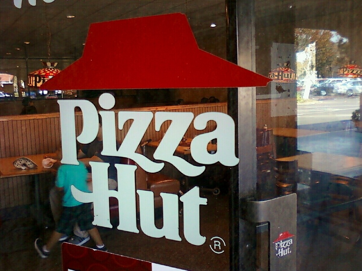 Pizza Hut's in California will lay off all delivery drivers as