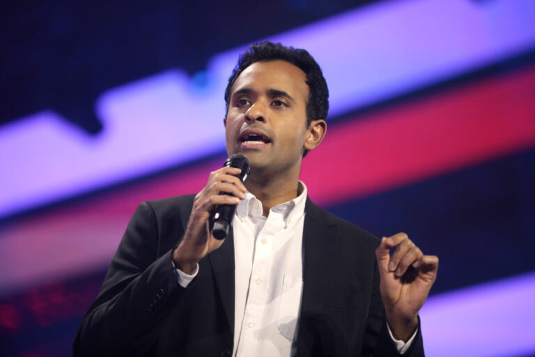 Watch: Republican presidential candidate Vivek Ramaswamy forgets to mute mike, uses washroom on livestream with Elon Musk, Alex Jones