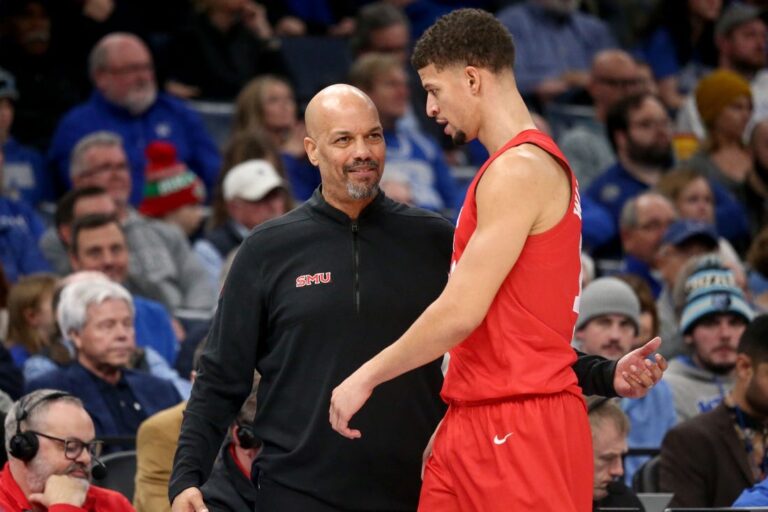 Reports: Rob Lanier out as SMU coach after 20-win season