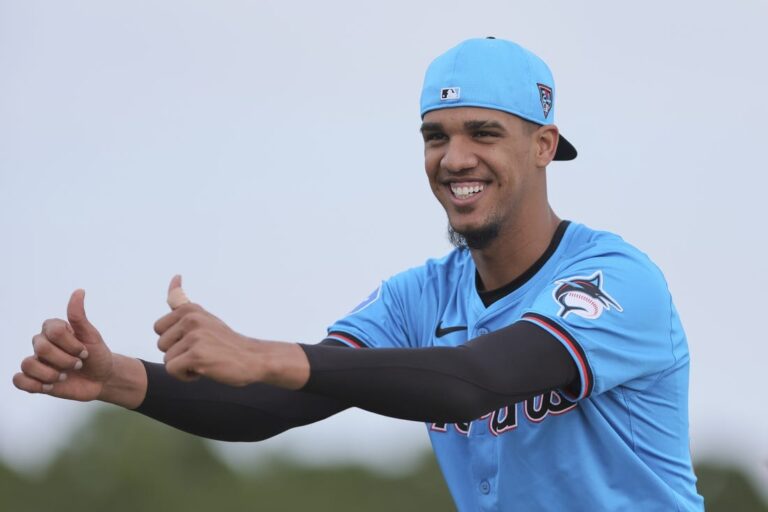 MLB News: Report: Marlins RHP Eury Perez (elbow) heading to IL