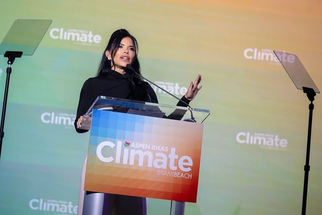 Watch Celebrity Lauren Sanchez, Jeff Bezos’ fiancée, Vice Chair of Bezos Earth Fund speaks at Climate Conference