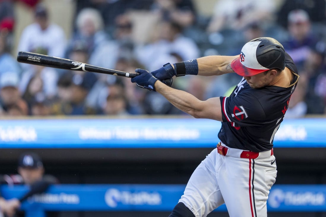 MLB News: Twins, with Max Kepler back, vie for another win vs. hapless White Sox