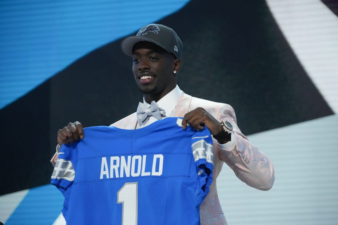 NFL News Winners, losers in first round of 2024 NFL Draft CWEB