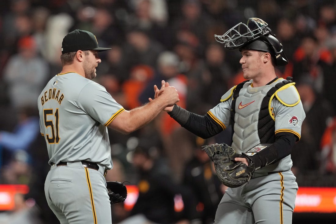 MLB News: Pirates vie for series win in rubber match vs. Giants