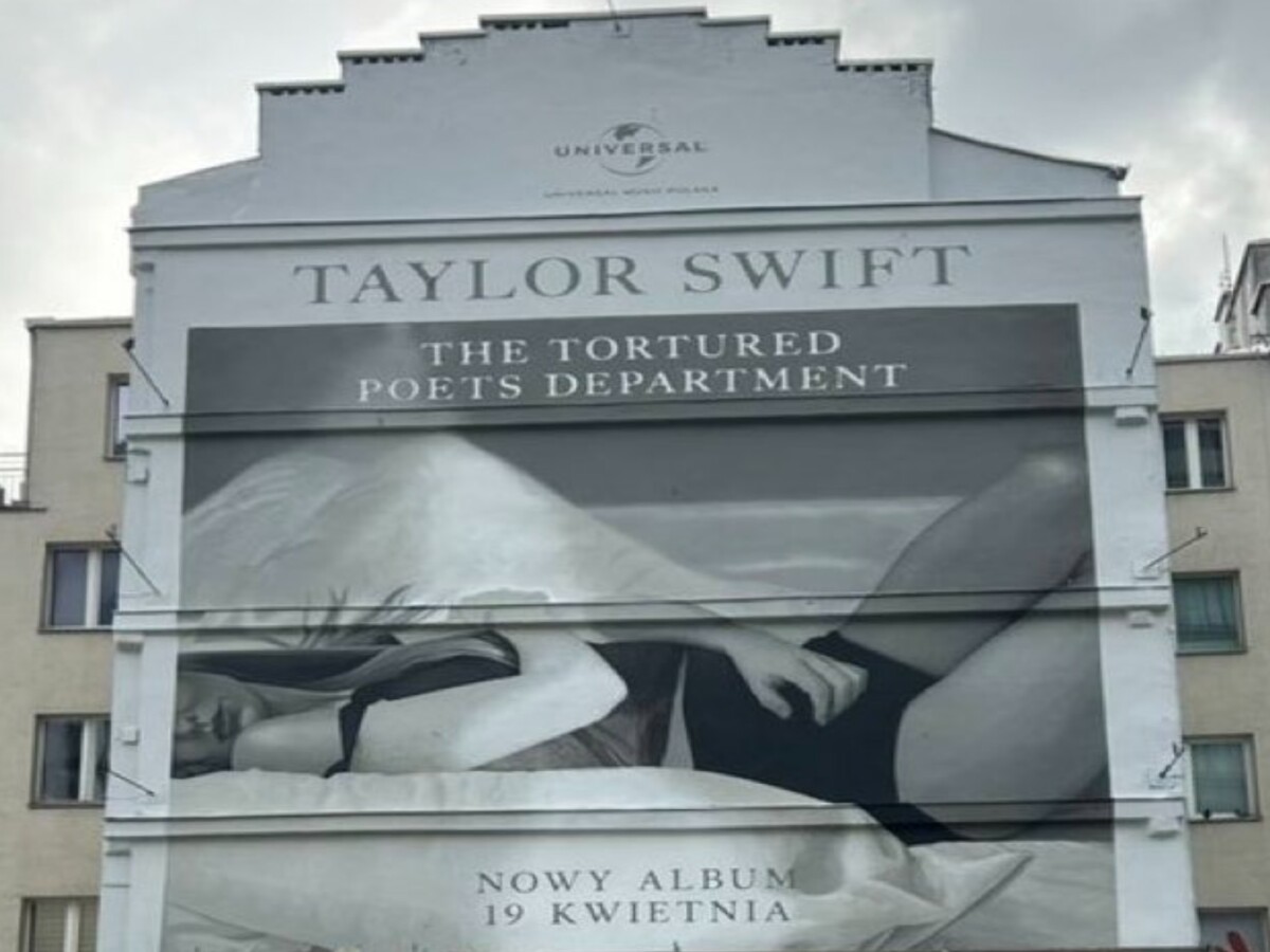 Celebrity Taylor Swift mural for album TTPD is complete in Warsaw before album release, web fans go wild
