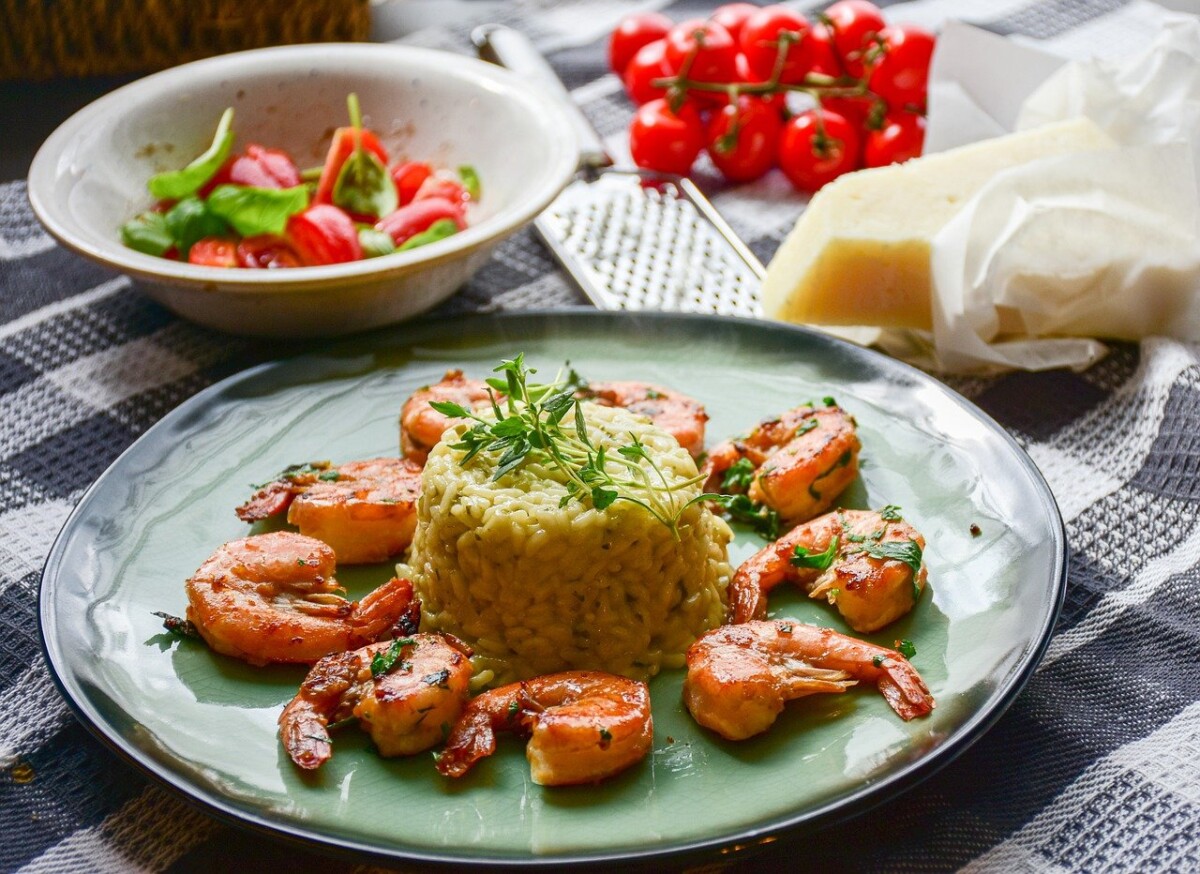 Easy Shrimp and Saffron Risotto Recipe by CWEB