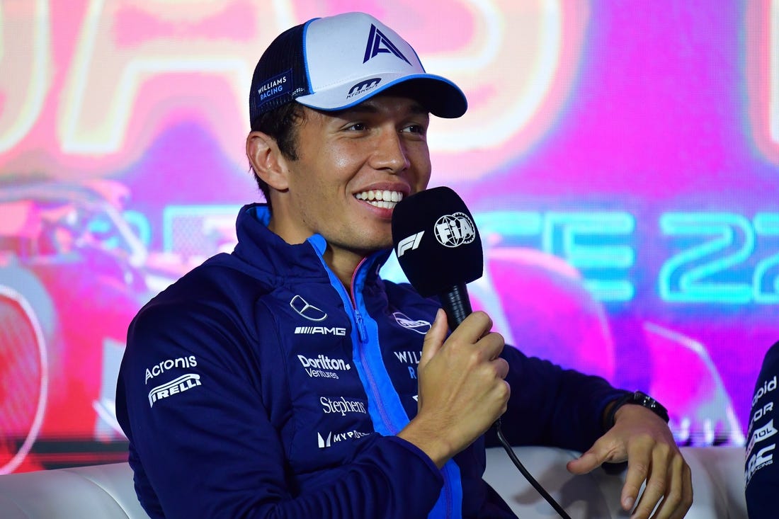 F1 News: Alex Albon signs contract extension with Williams