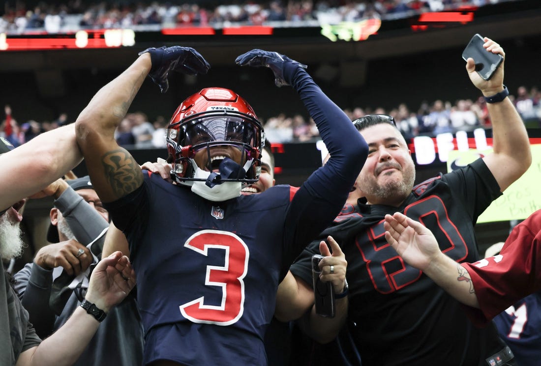 NFL News: Recovered from injury and gunshot, Texans WR Tank Dell at OTAs
