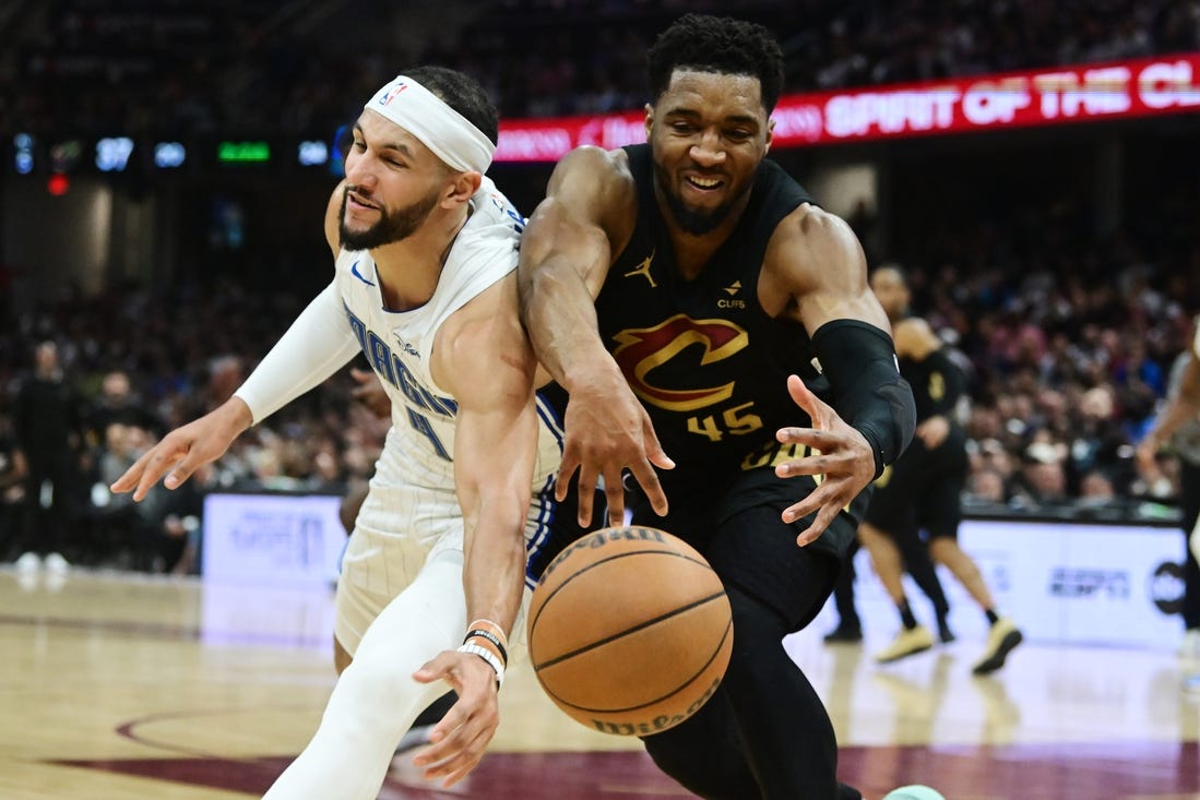 Donovan Mitchell-led Cavs rally from 18 down, win series over Magic