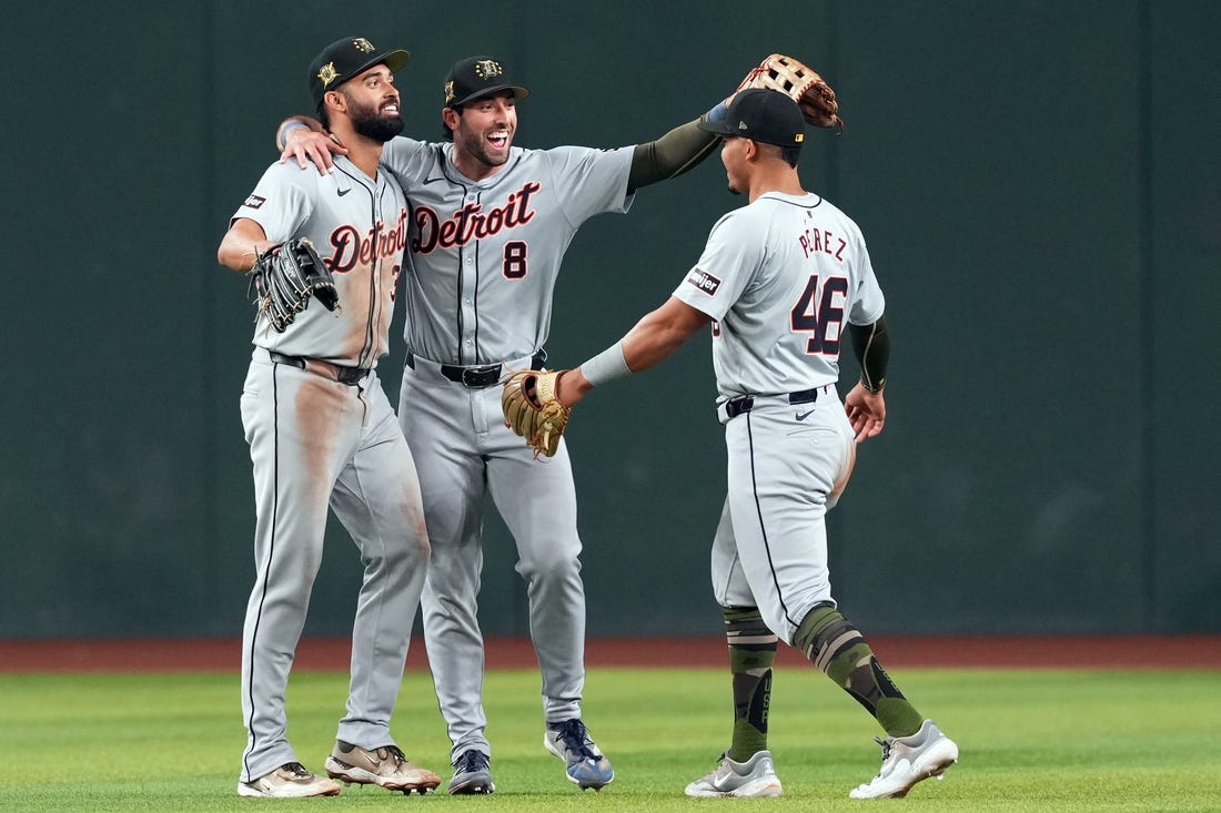 MLB News: Tigers use 6-run inning to topple Diamondbacks