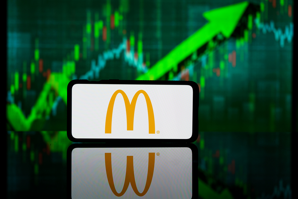 Is McDonald’s launching a $5 meal to bring back web fans to its restaurants? CWEB reports